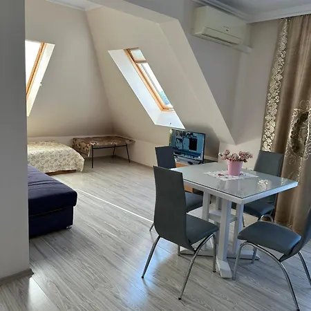 Persani 3 Sanny Slantschew brjag