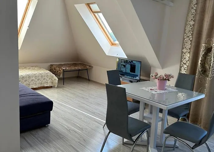 Persani 3 Sanny 阳光海滩