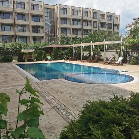 Persani 3 Sanny Apartment